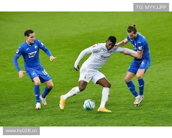 那不勒斯欧冠突破难点显现,对球队稳定性与关键战表现提出考验 那不勒斯欧冠突破难点显现,对球队稳定性与关键战表现提出考验